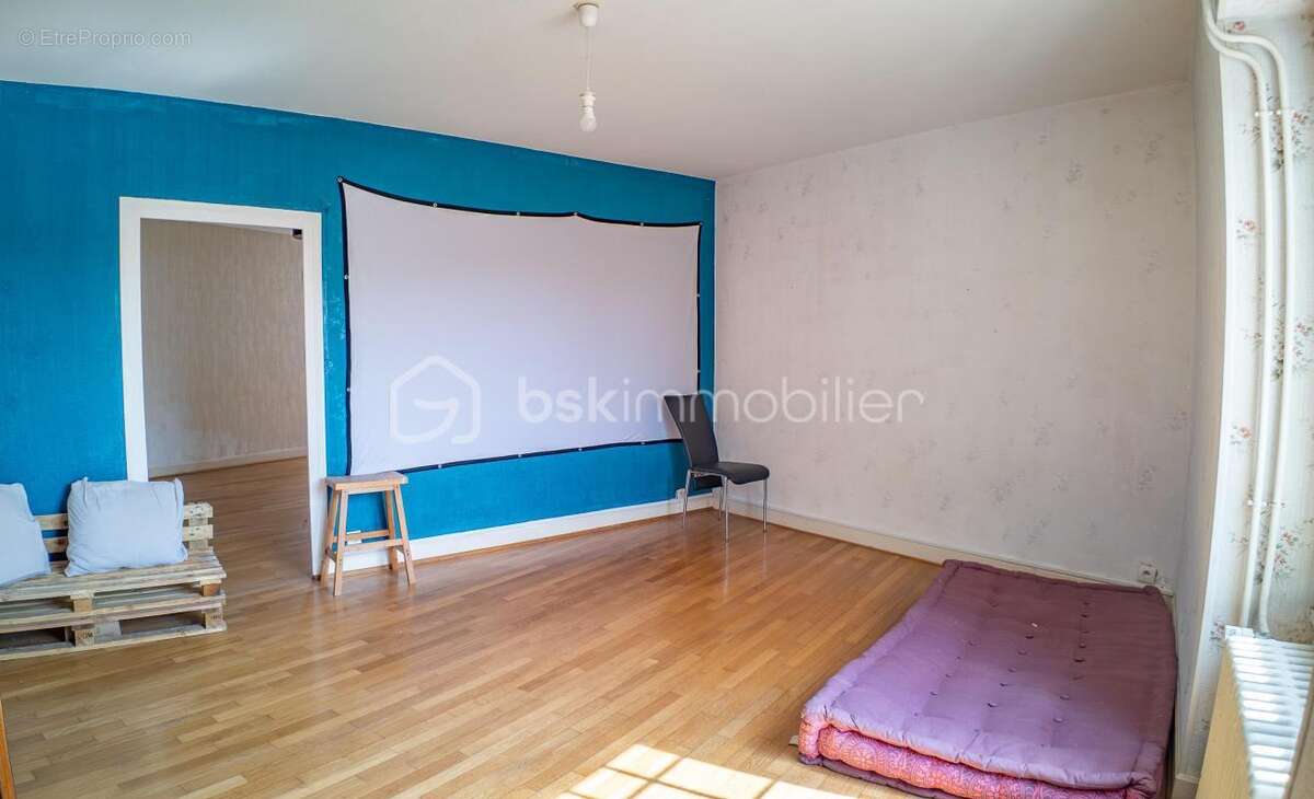 Surprenante maison de caractère à rafraîchir pour un projet familial ou professionnel - photo 18