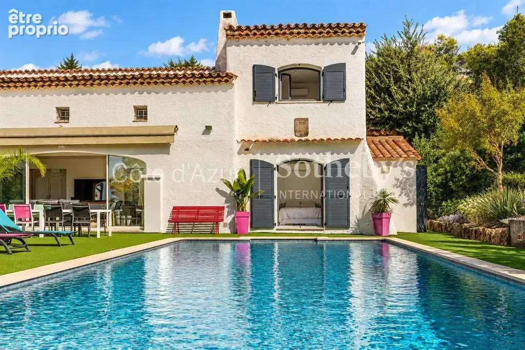 Villa de 184 m² avec piscine et jardin à Mougins, proche du village à pied - photo 4