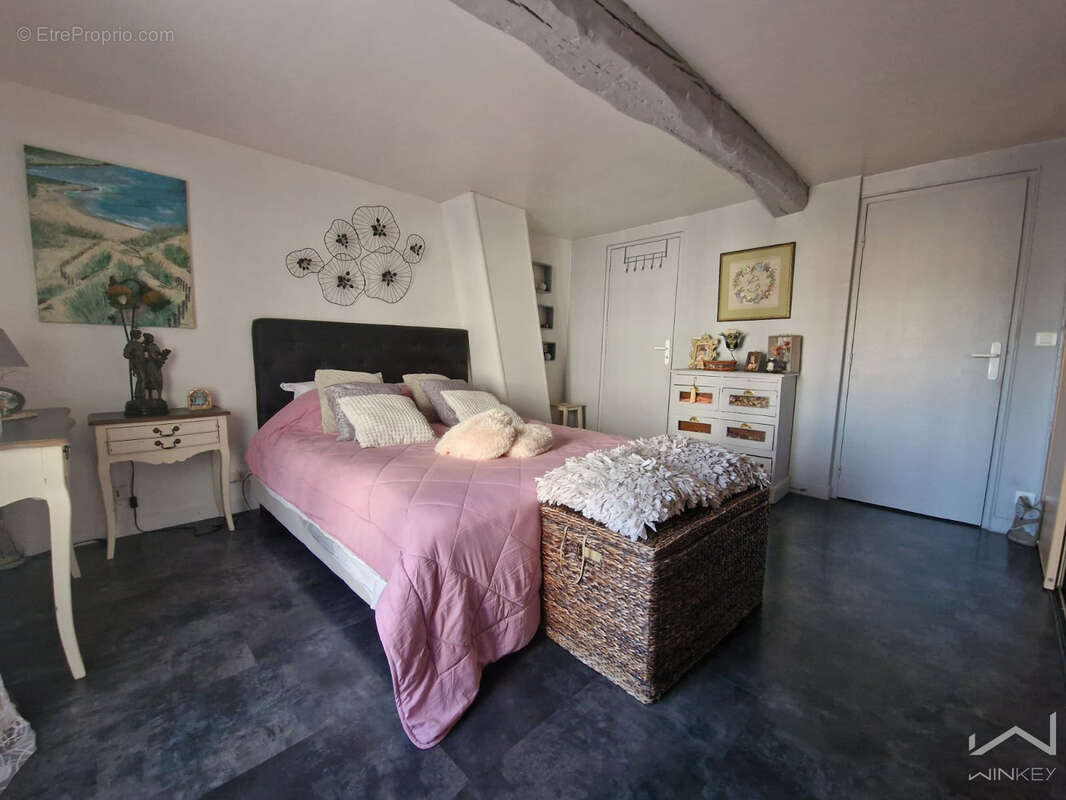 Maison à EPONE