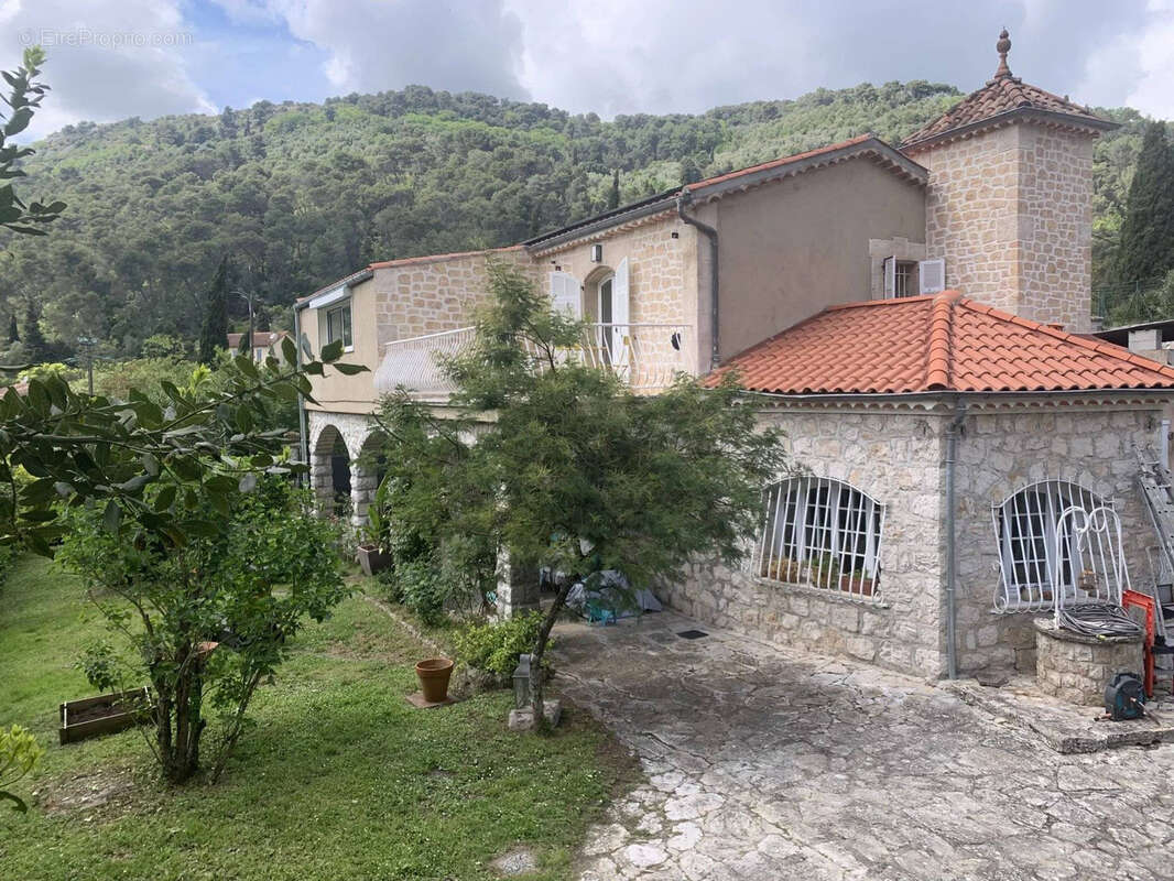 Maison à LA TRINITE