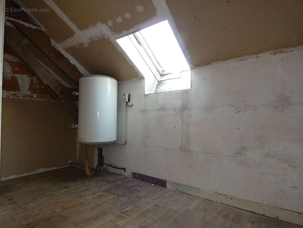 Maison à LES LOGES-MARCHIS