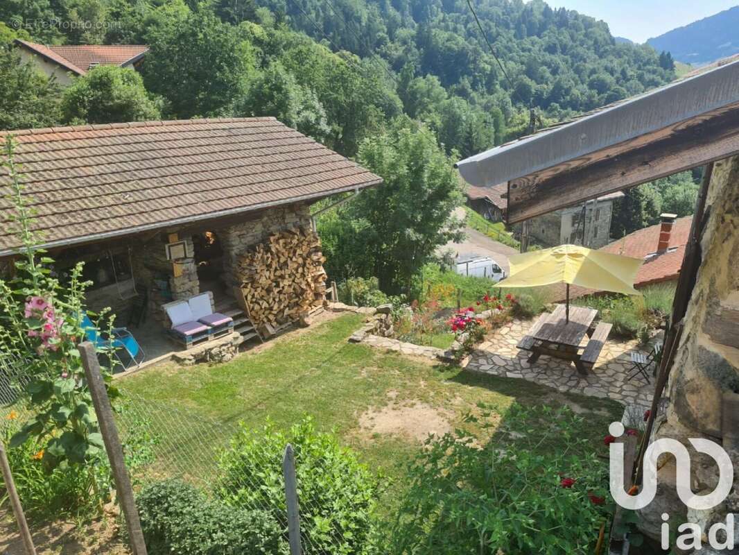 Maison 189 m² à Saint-Pierre-D'allevard  - photo 3