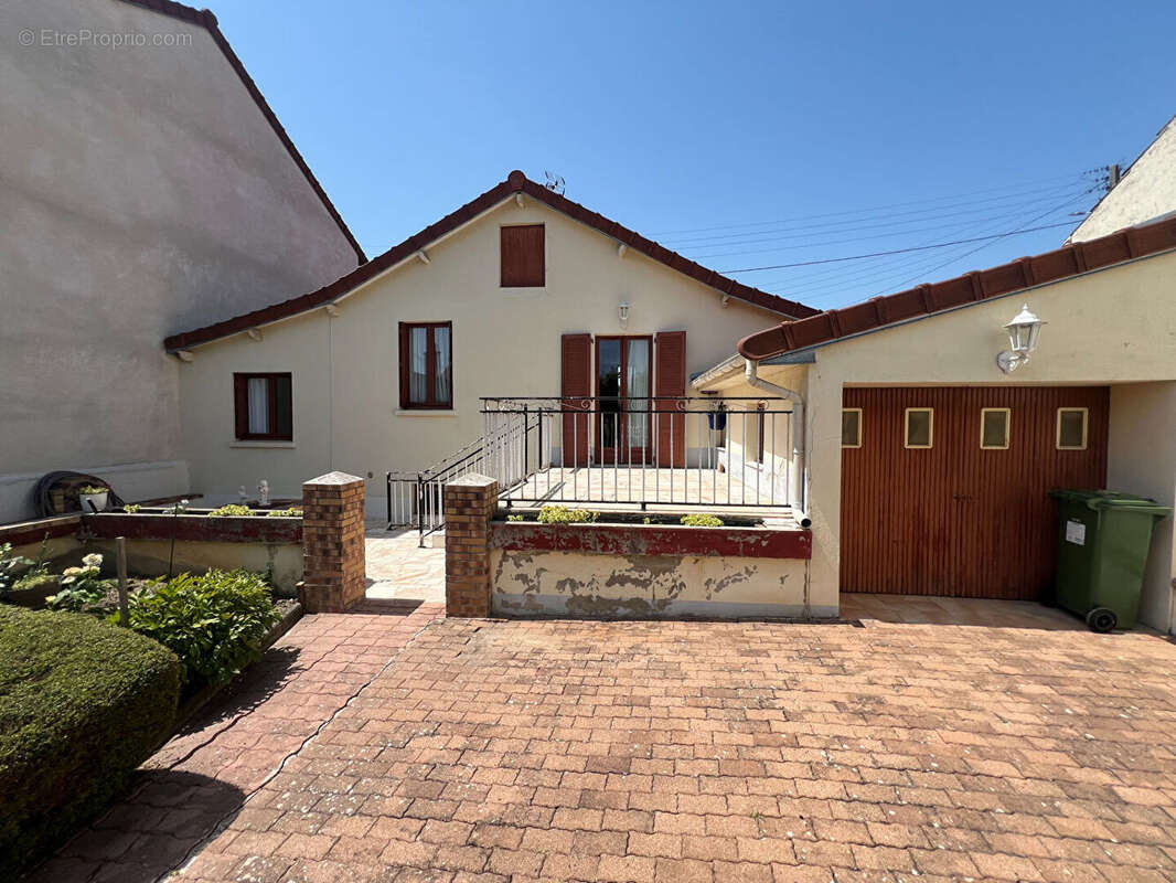 Maison à MITRY-MORY