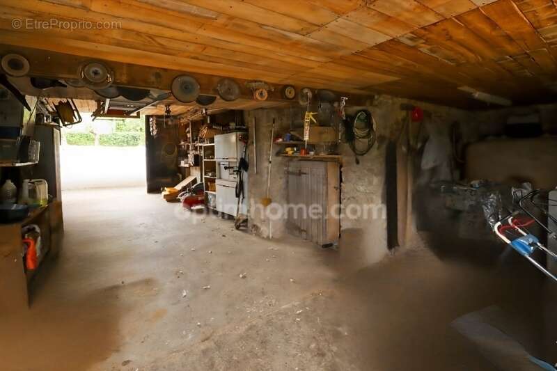 Maison à MAGNAC-LAVAL