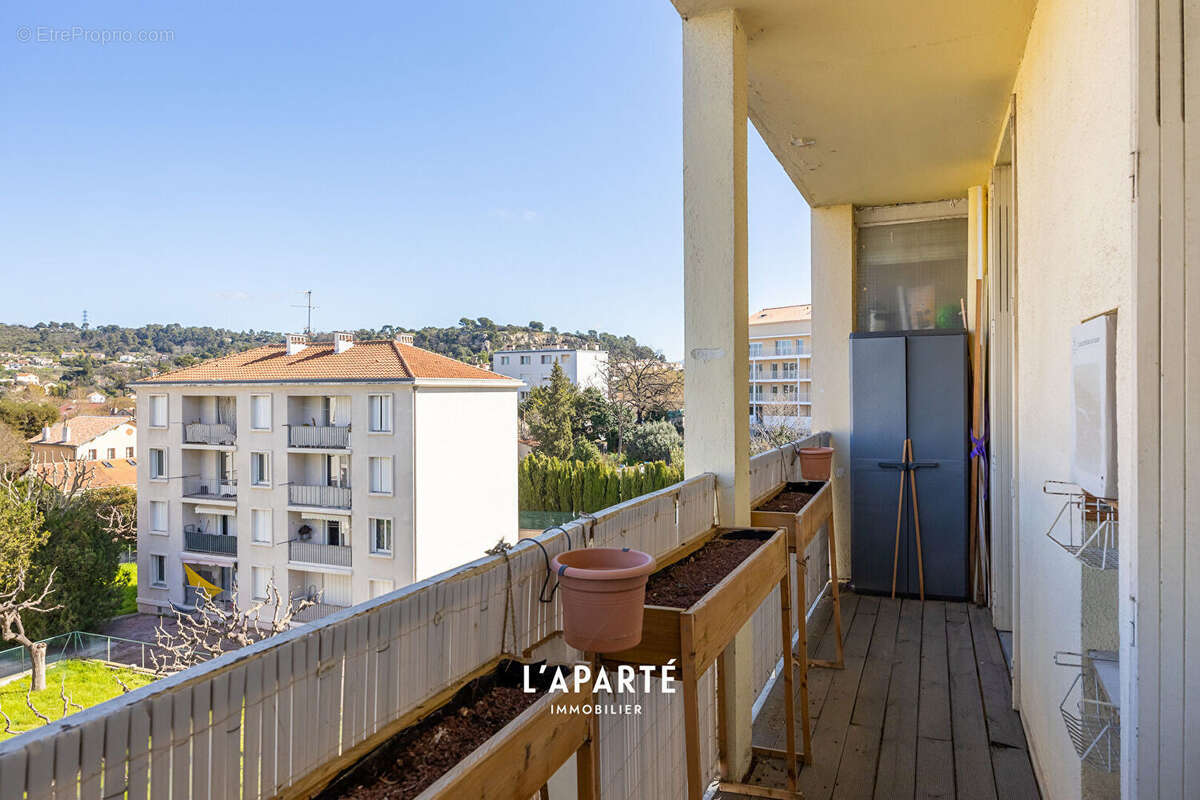 Appartement à MARSEILLE-11E