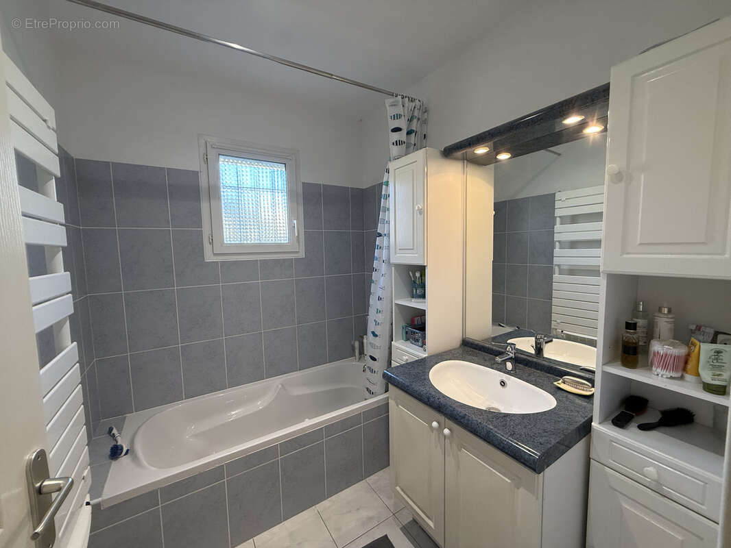 Maison à VAISON-LA-ROMAINE