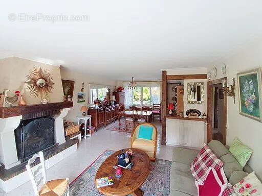 Maison à BENNECOURT