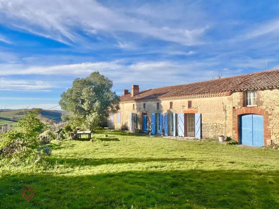 Maison à SAINT-YBARS