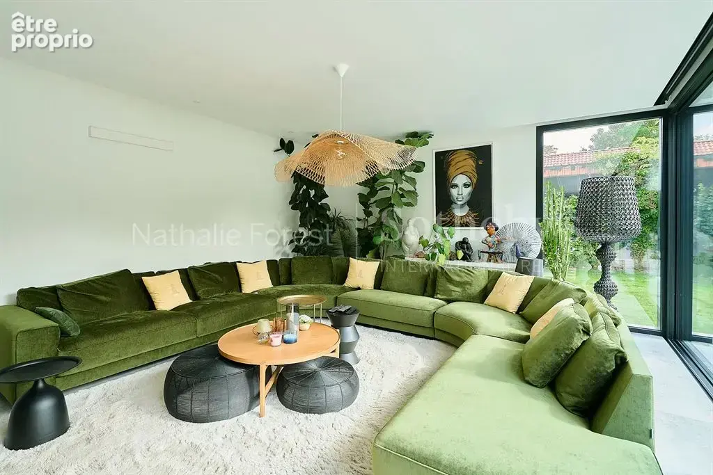 Mouvaux résidentiel , splendide maison cubique , 5 ch , bureau , garage sur 1344 m2 de terrain . - photo 5