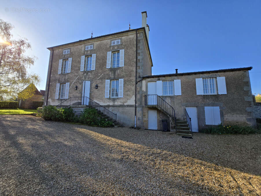 Maison à VARENNE-L'ARCONCE