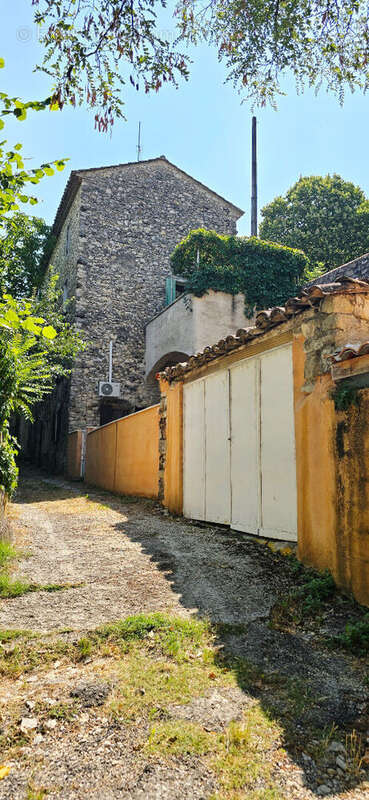 Ensemble 2 logements Vaison-la-Romaine 8 pièces - 171 m² - photo 17