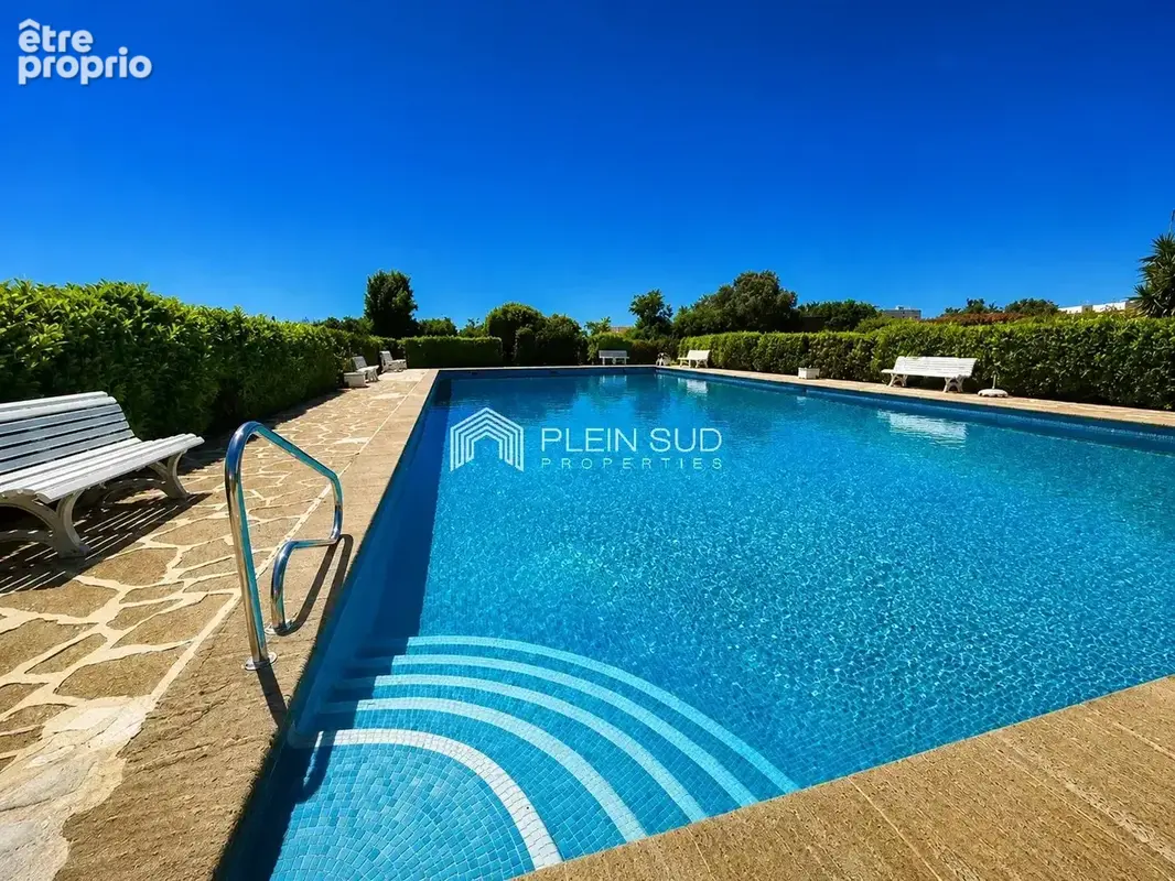 Antibes, superbe appartement vue mer. - photo 2