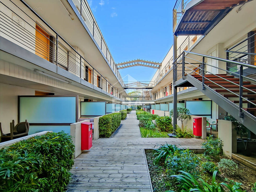 Appartement à EGUILLES