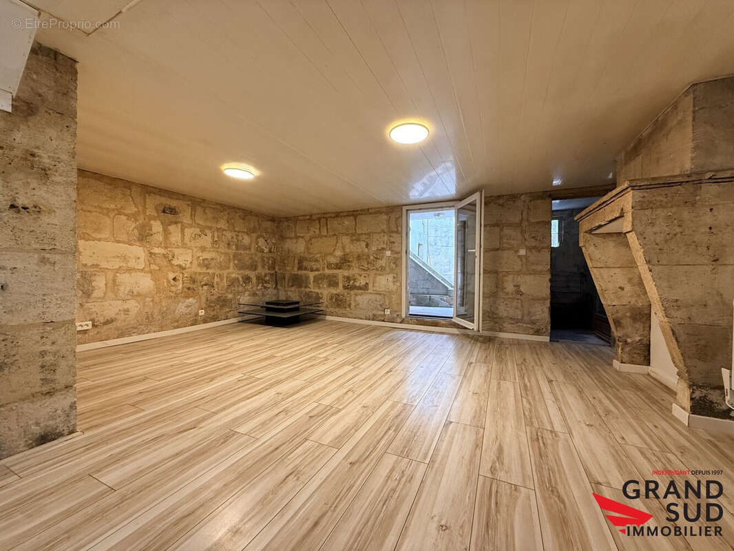 Appartement 98 m² à Bordeaux  - photo 2