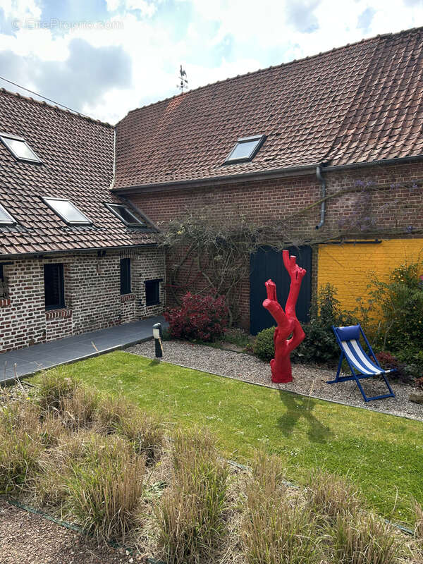 Maison à POMMERA