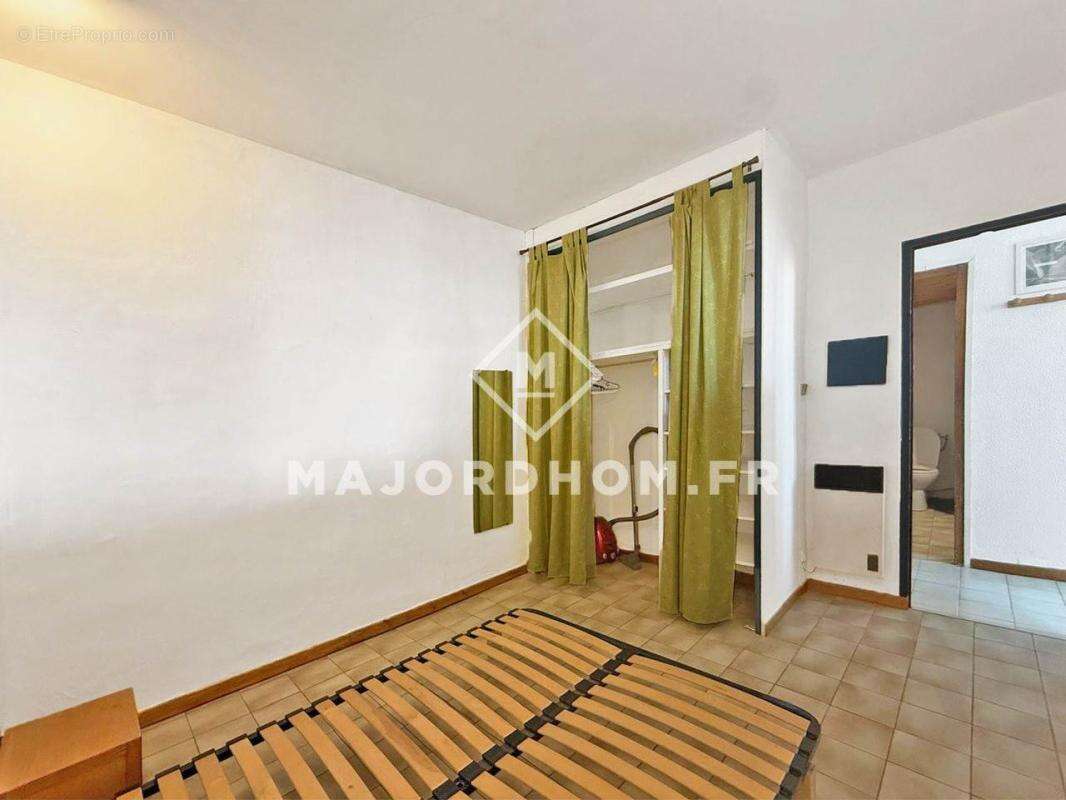 Appartement à MARSEILLE-5E