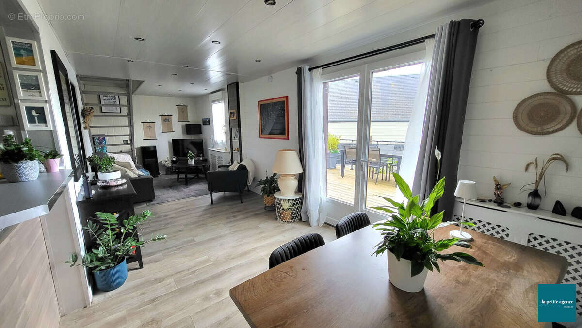 Maison à MERVILLE-FRANCEVILLE-PLAGE