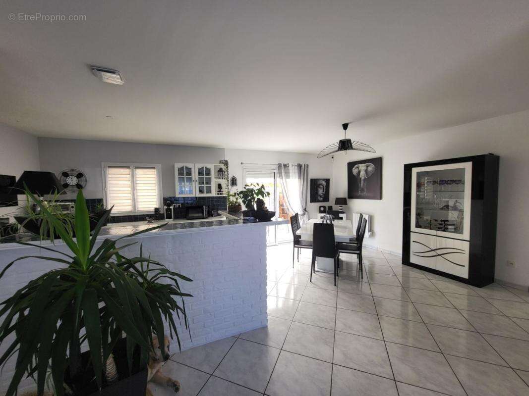 Maison à SAINT-PIERRE-LE-VIEUX