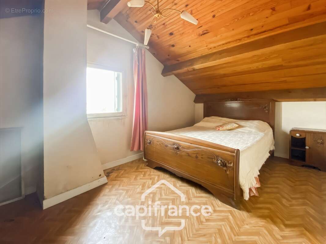Maison à vendre 5 pièces VARENNES SAINT SAUVEUR (71) - photo 10