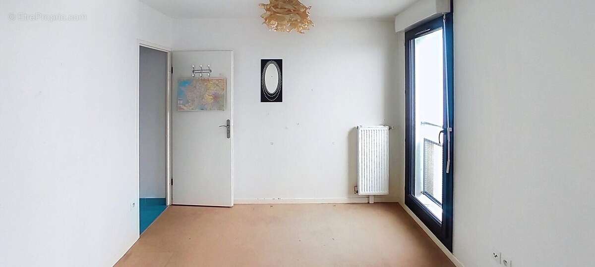 Photo 3 - Appartement à BUSSY-SAINT-GEORGES