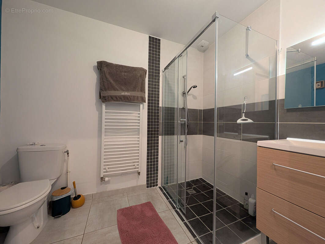 Maison à PELLOUAILLES-LES-VIGNES