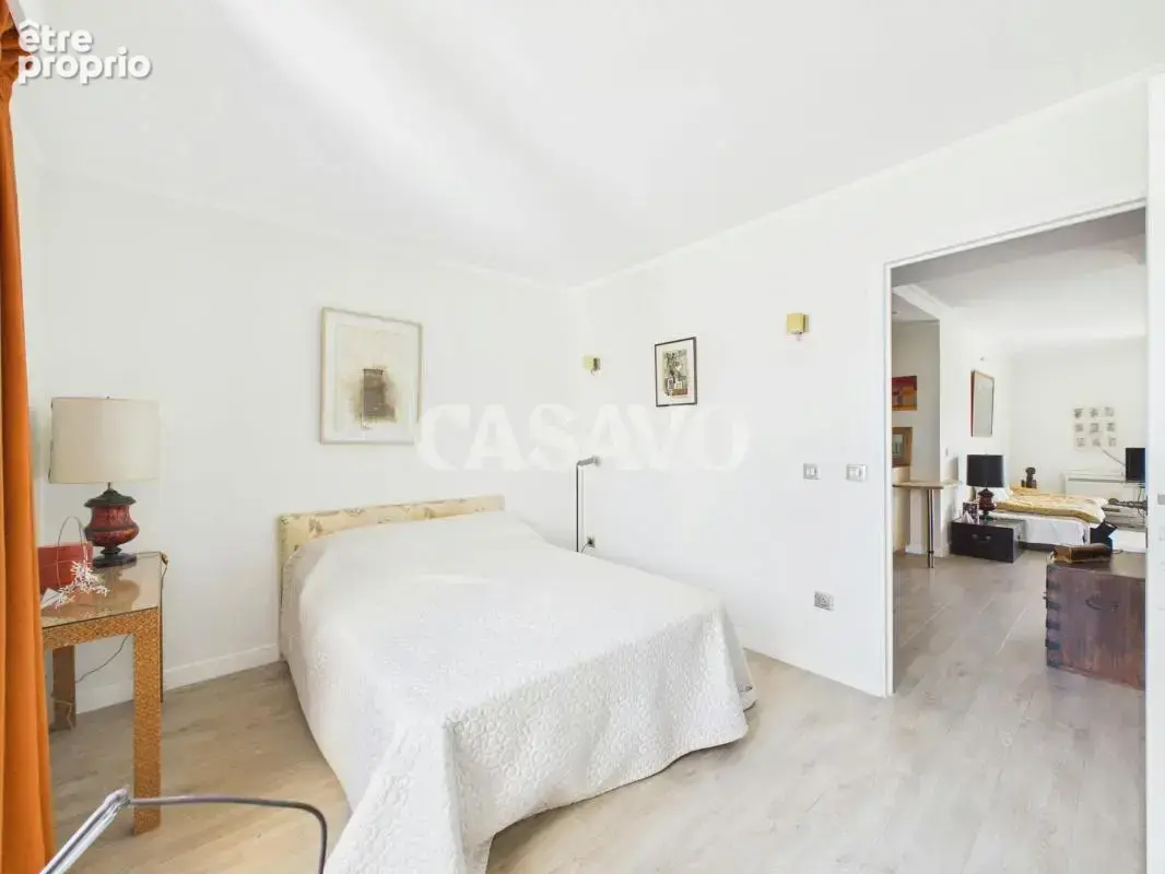 Vente Appartement 2 pièces de 66m² - 92200 Neuilly-sur-Seine - photo 10
