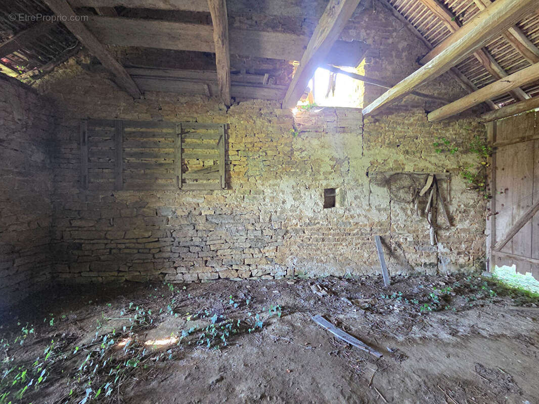 Maison à LARNAUD