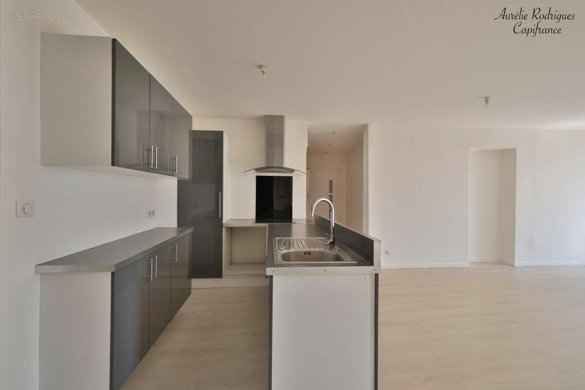 Appartement à vendre 4 pièces MACON (71) - photo 3