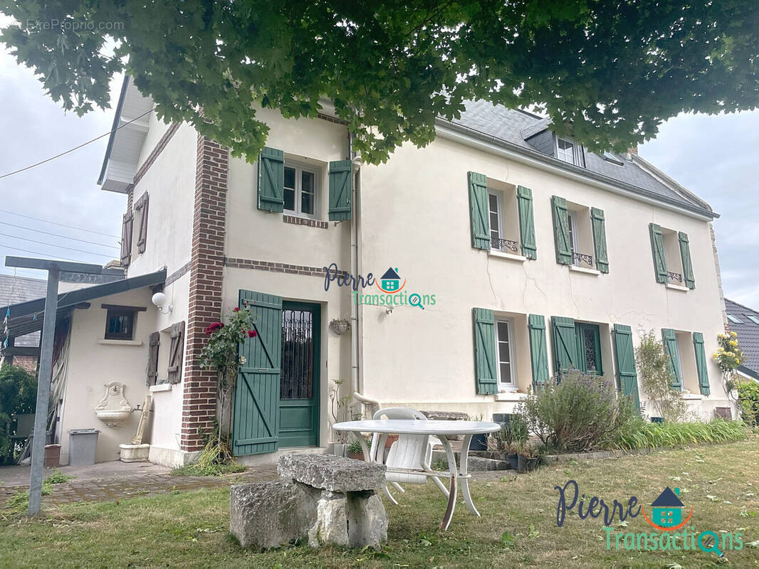 Maison à LE TRAIT