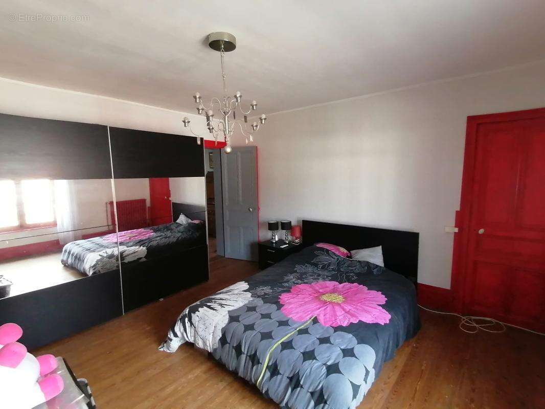 Maison à BEAUREVOIR