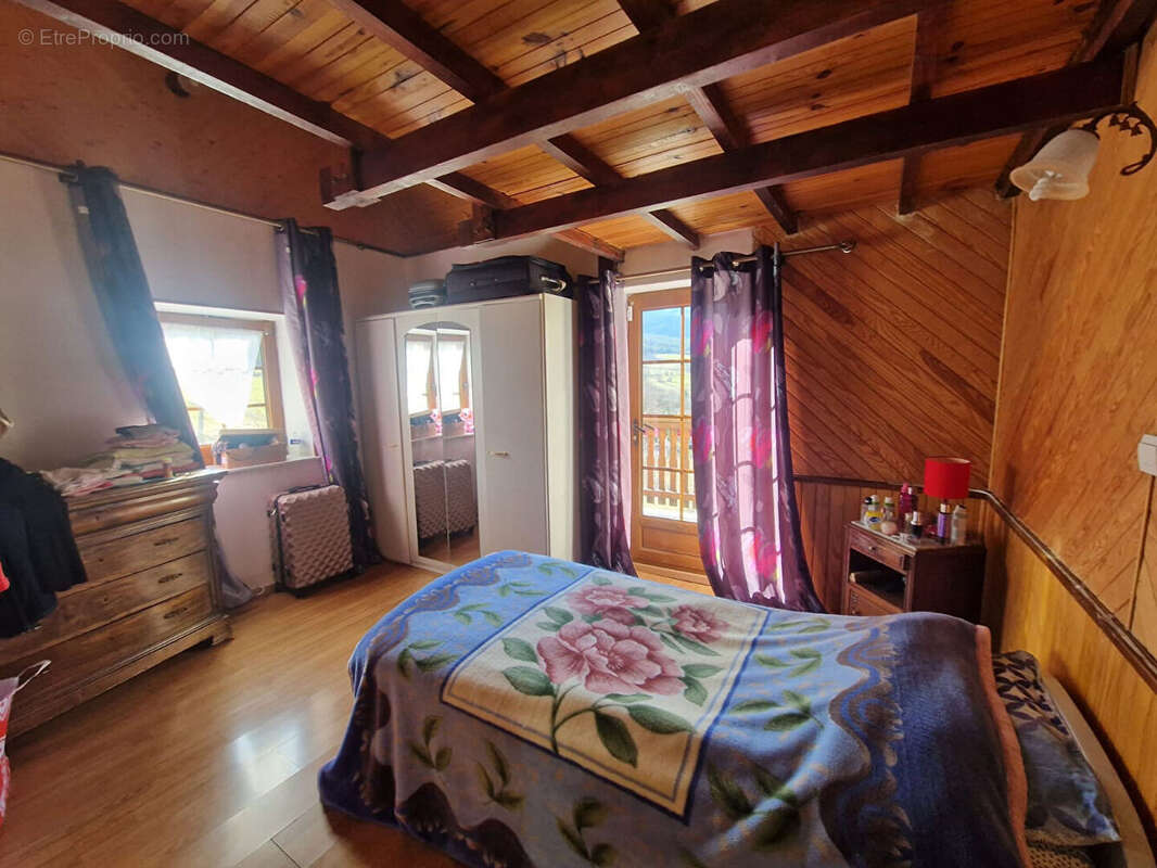 Maison à SAINT-MAURICE-EN-TRIEVES