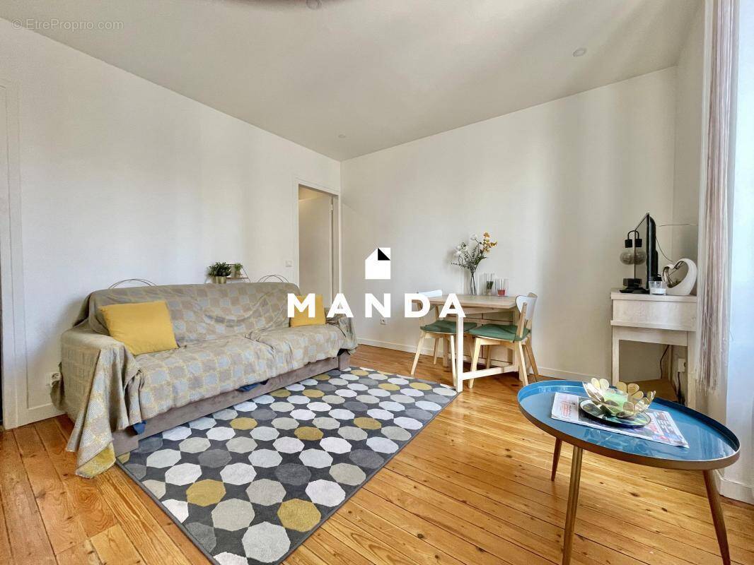 Appartement à VILLENEUVE-SAINT-GEORGES