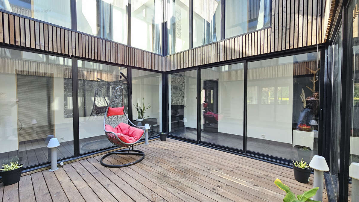 Maison à LES HERBIERS