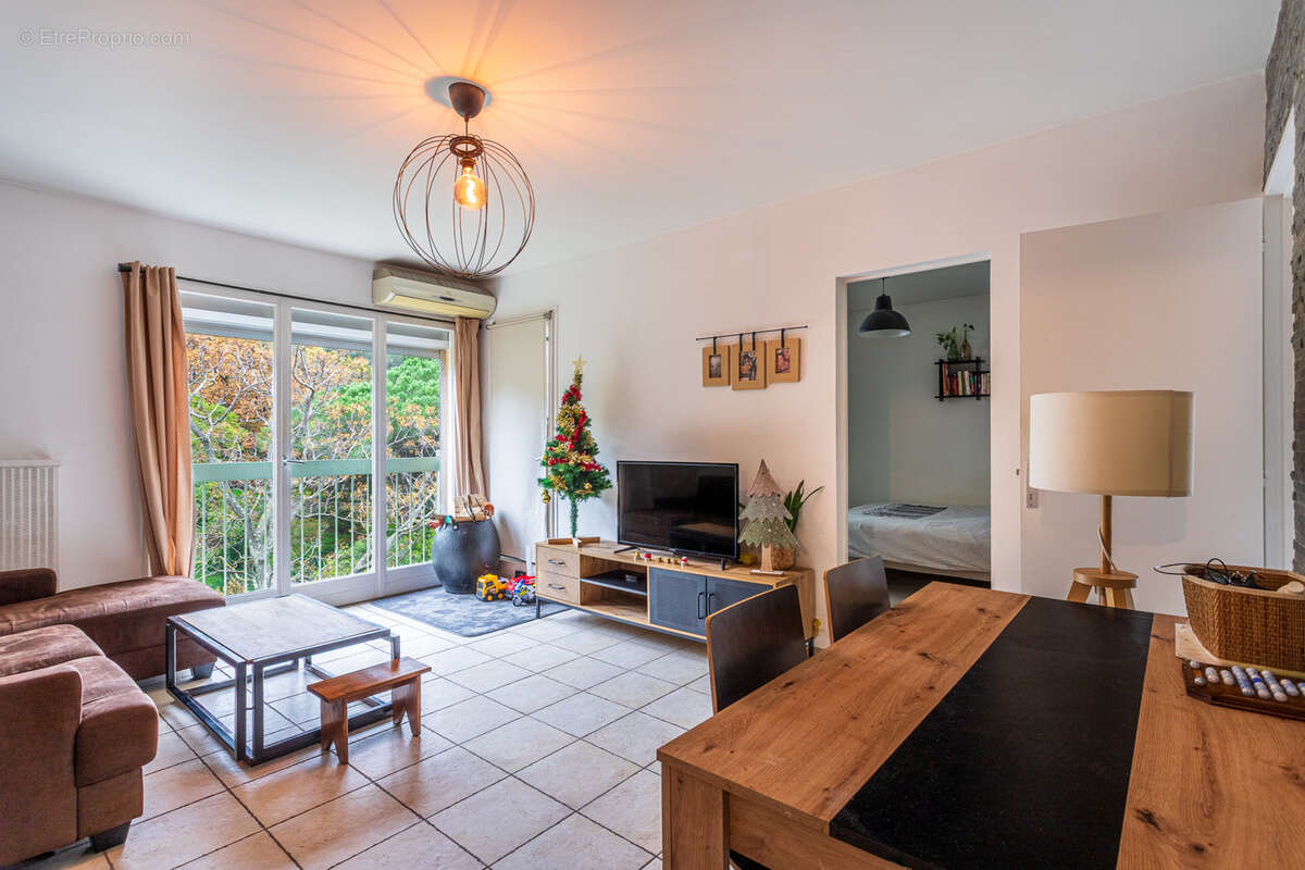 Appartement à LA VALETTE-DU-VAR