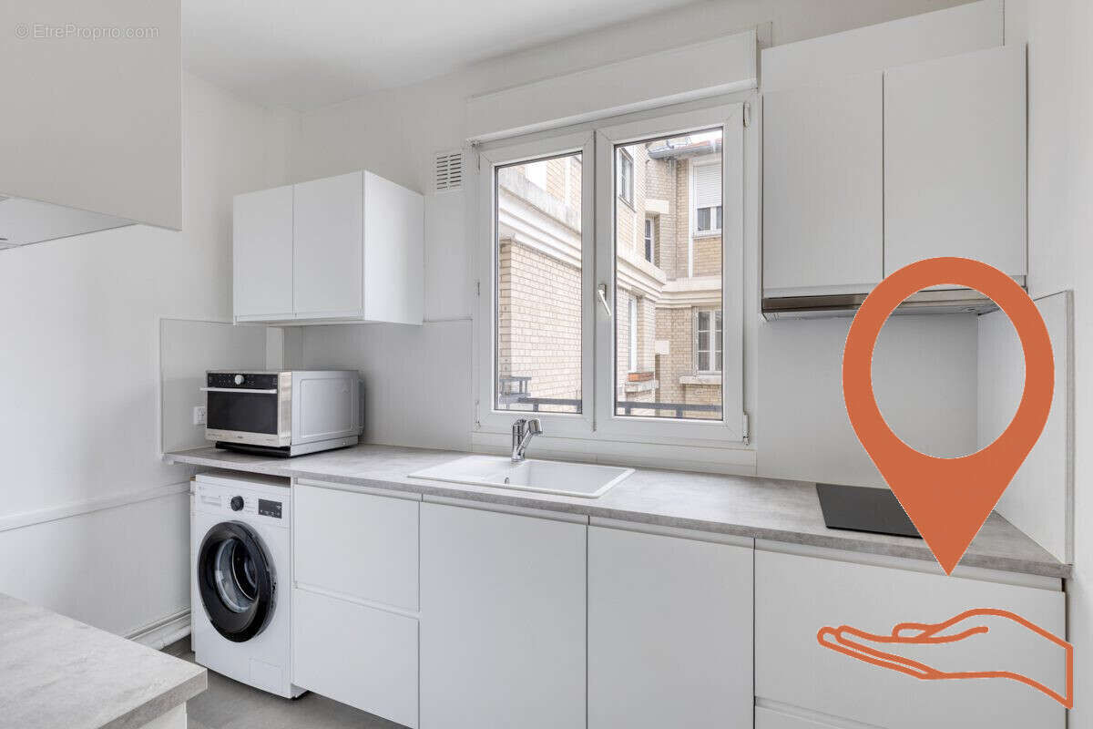 Appartement à PARIS-11E