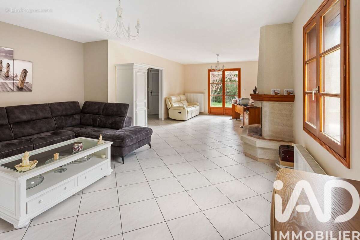 Maison 173 m² à Orvault  - photo 2