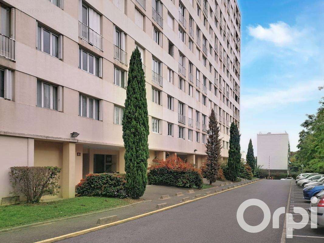 Appartement à LONGJUMEAU