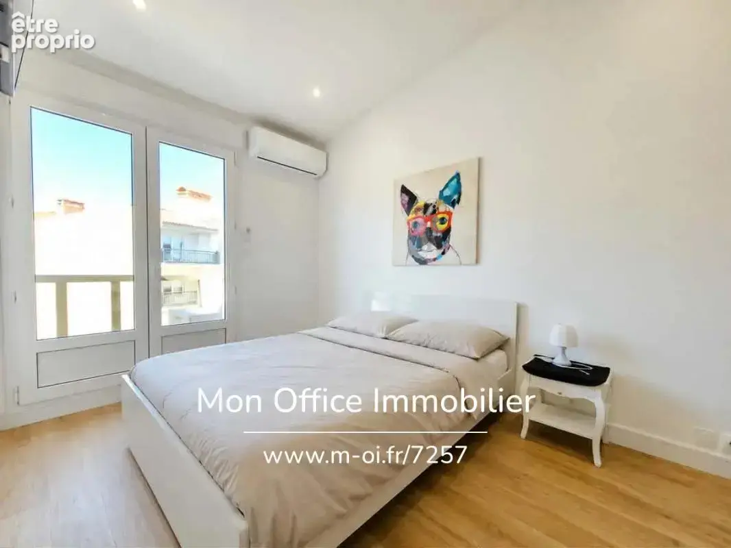 Référence : 7257-les. - appartement t2 clé en main avec parking en centre-ville de cavalaire sur mer - photo 8