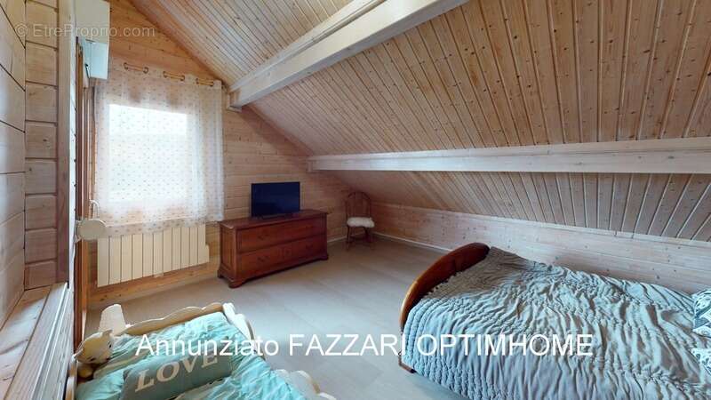 Maison à CHARENCY-VEZIN