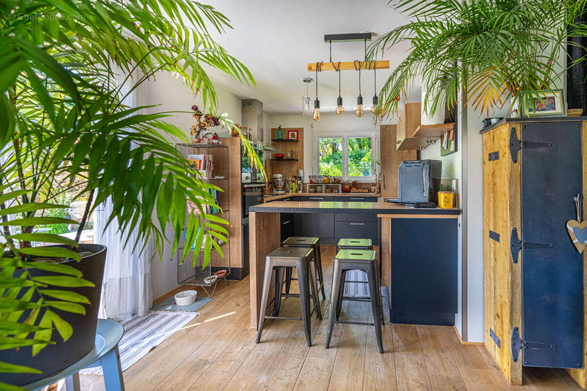 Maison 90m² à mésigny - photo 4