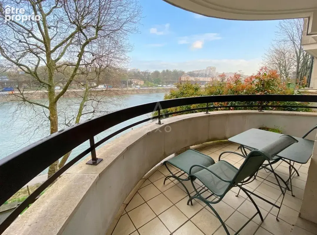 Neuilly sur seine - duplex d'exception avec terrasse et parking (4/5 chambres) - photo 3