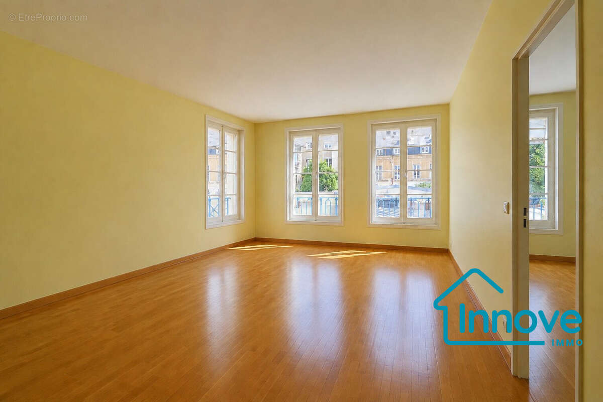 Appartement 92 m² à Versailles  - photo 4
