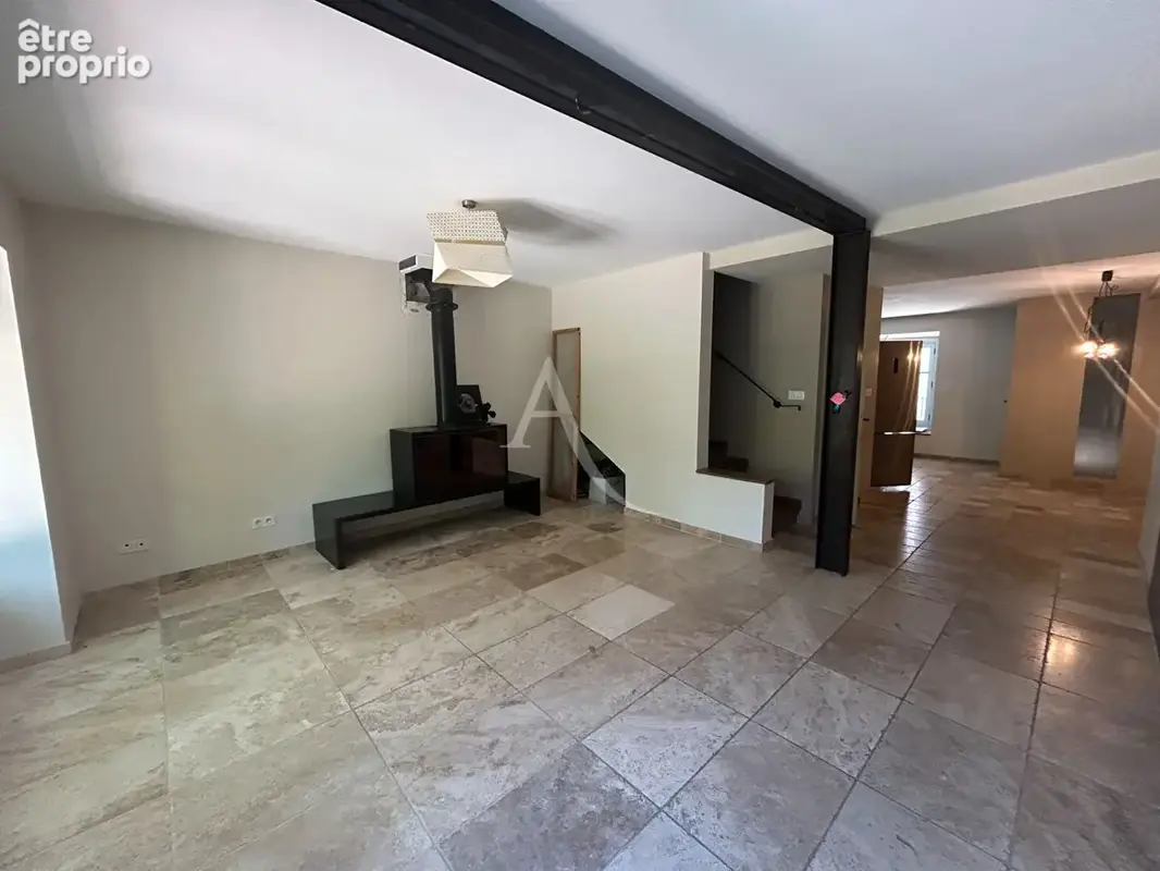 Maison rénovée au pied de la cité ? extérieur sans vis-à-vis et vue exceptionnelle - photo 3