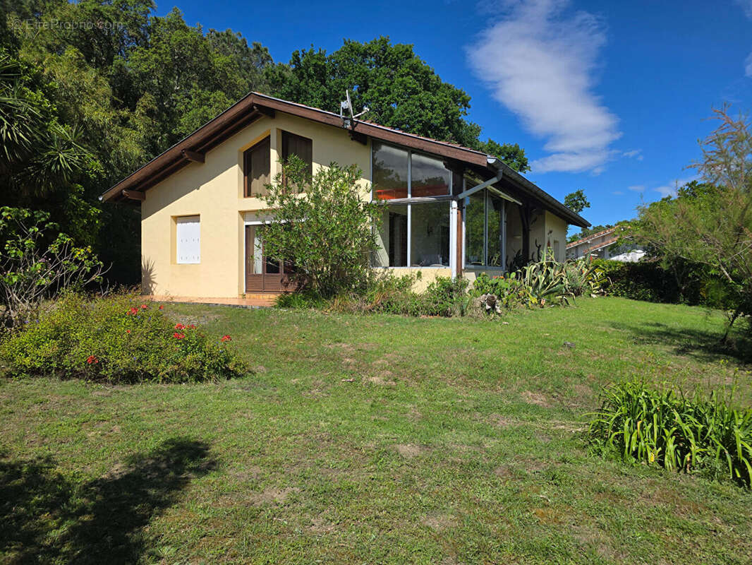 Maison à ONDRES