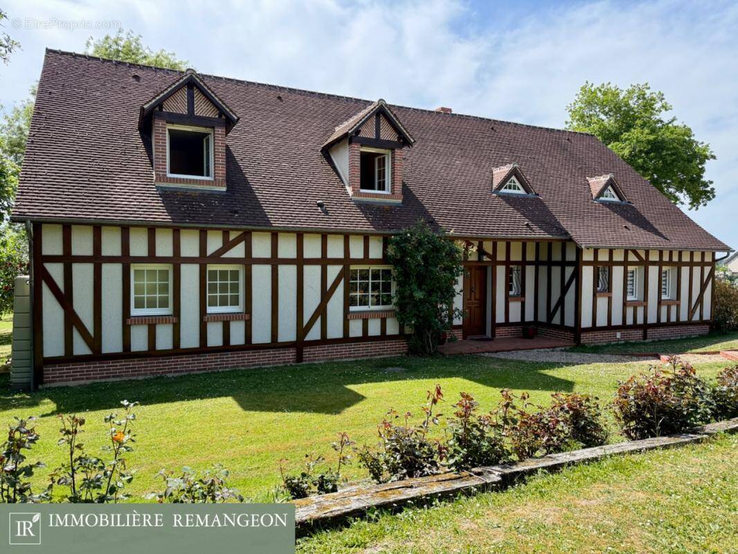 Maison à MEREAU