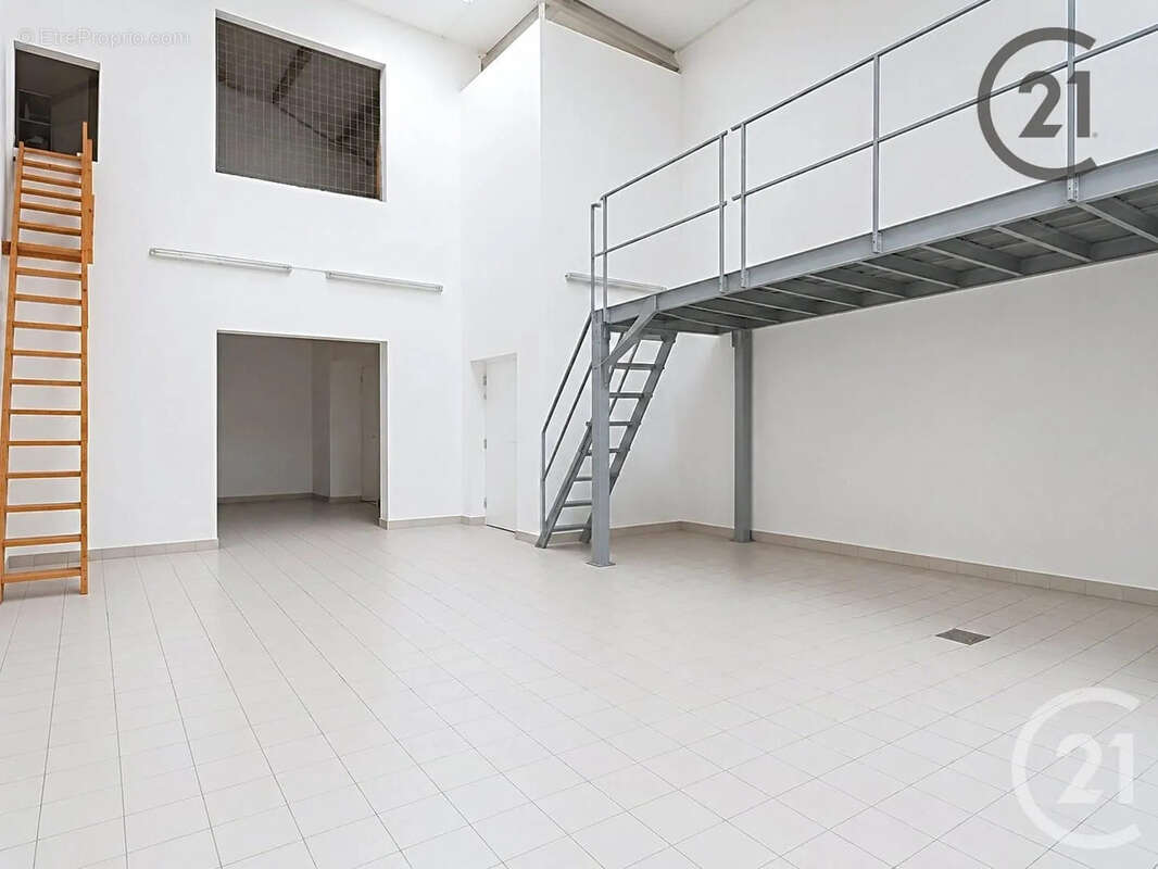 Maison à MAILLY-CHAMPAGNE