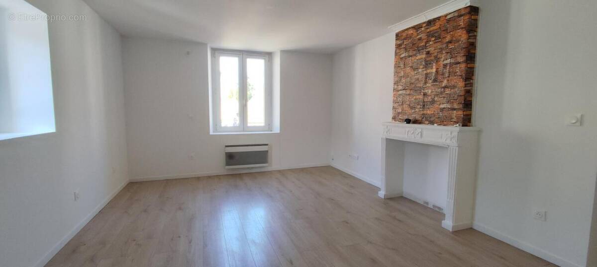 Appartement à PONT-SAINT-VINCENT