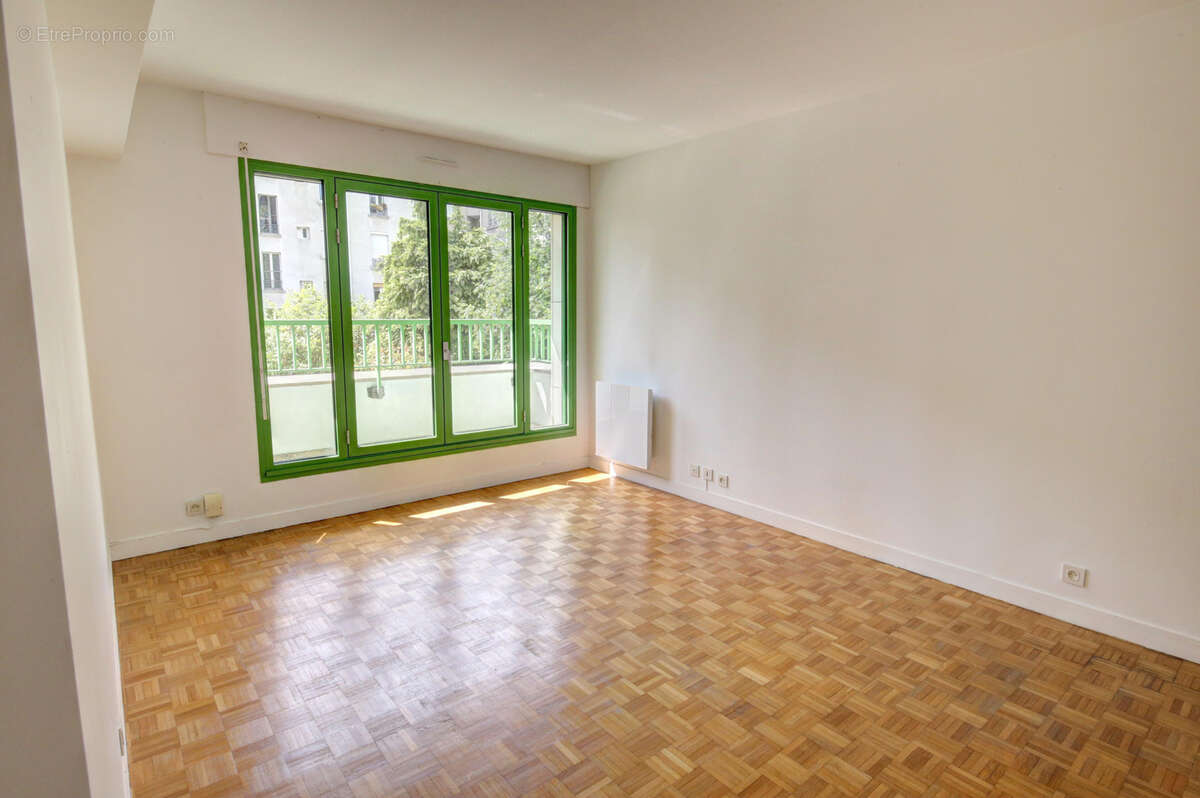 4 pieces 112,64m2, 3 chambres face au bois de vincennes dans un immeuble recent - photo 7