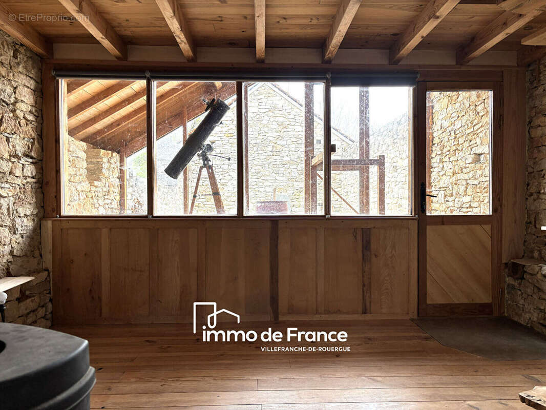 Maison de campagne avec atelier et grangette - photo 5