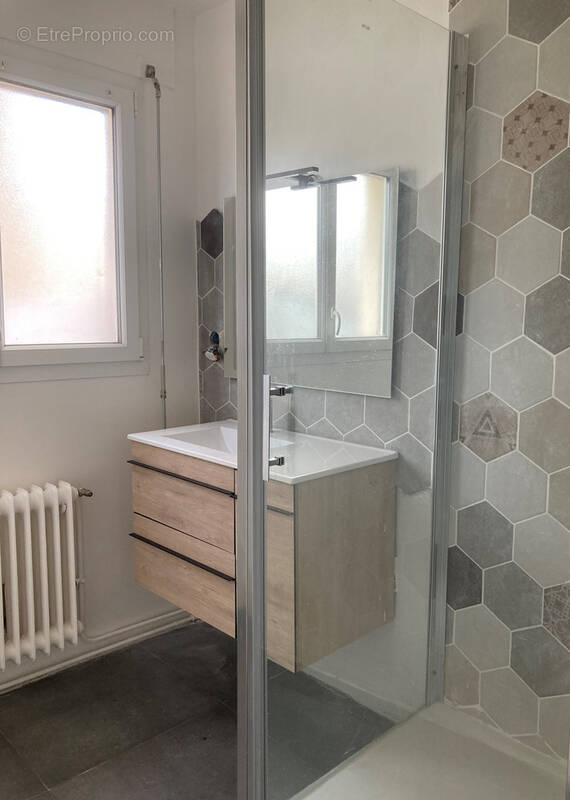 Appartement à LA ROCHETTE